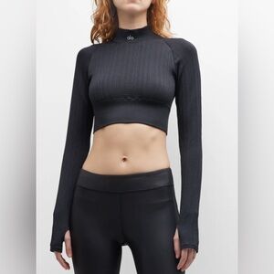 ALO YOGA Crop Top